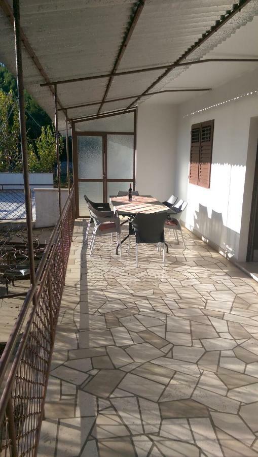 Apartmani Sandro Ivan Dolac Exterior photo