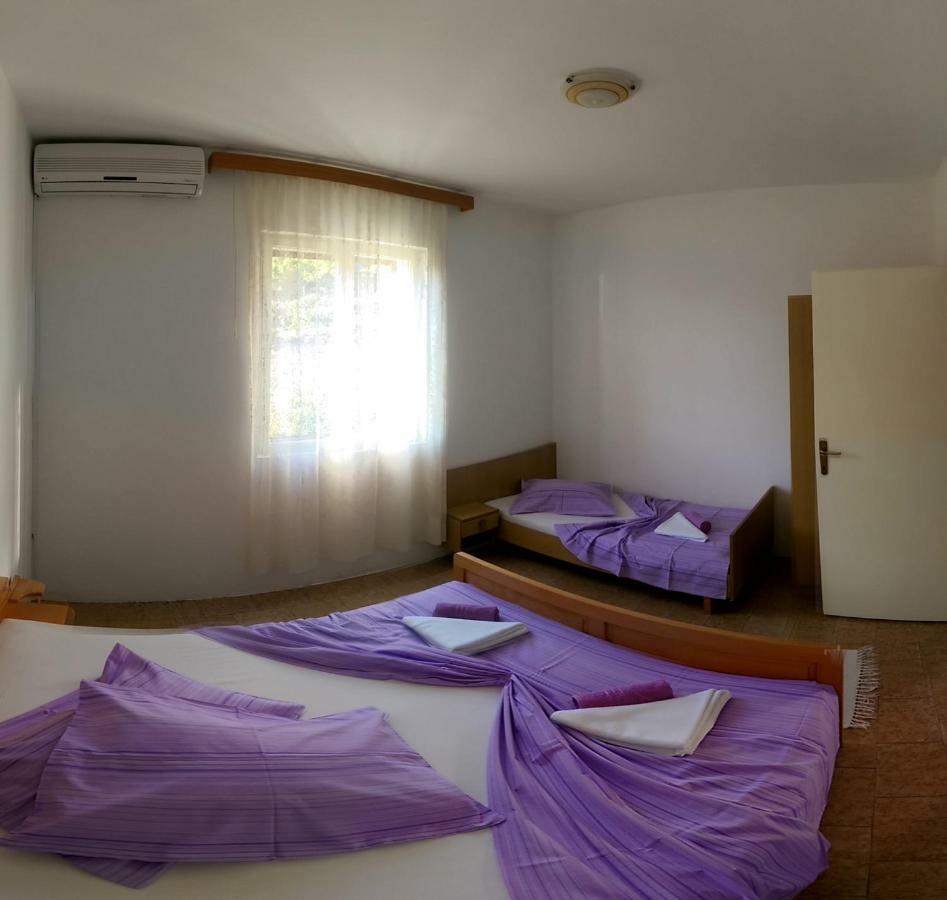 Apartmani Sandro Ivan Dolac Exterior photo