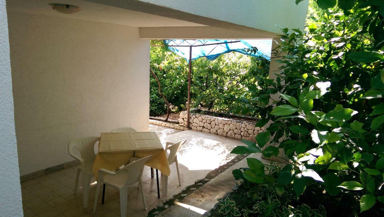Apartmani Sandro Ivan Dolac Exterior photo